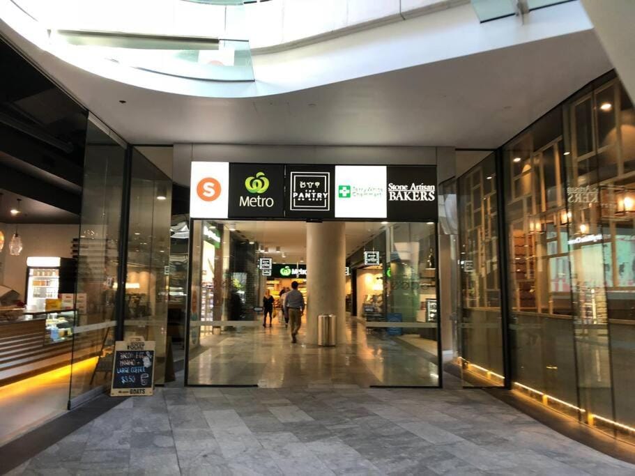 Best Of South Bank With Car Park Apartment in Brisbane