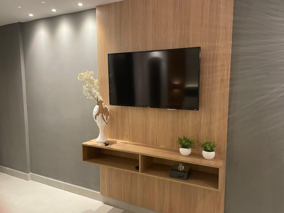 Communal lounge/ TV room, TV and multimedia