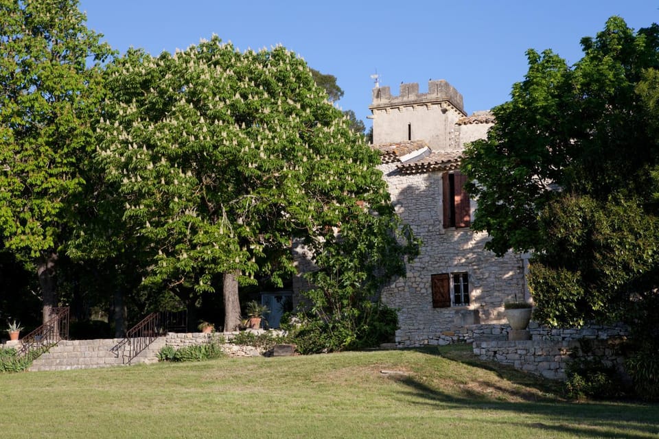 Property building, Natural landscape, Garden view