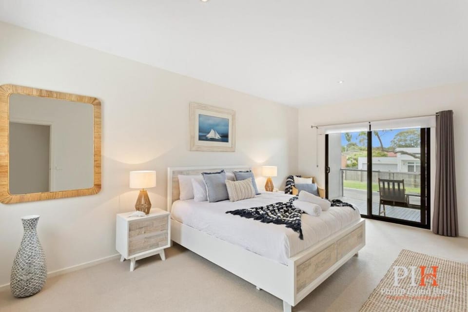 Shearwater Home Close to Beach House in Cowes