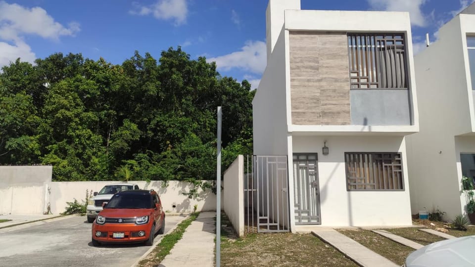 Property building, Day, Parking