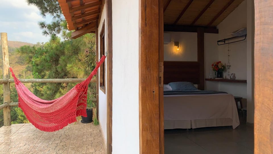 Loft Teto Muriquis House in State of Minas Gerais, Brazil