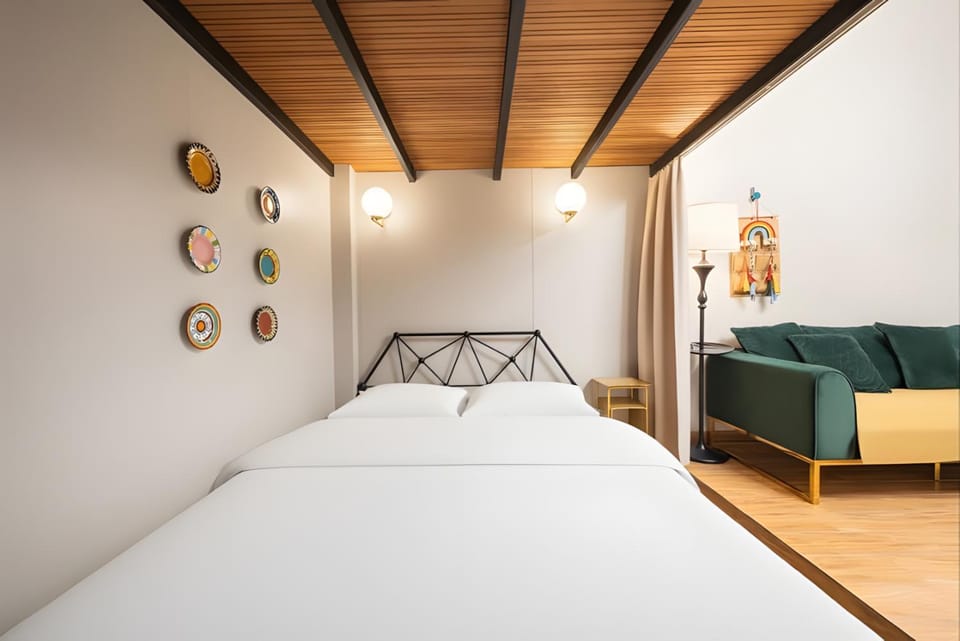 Bed, Bedroom