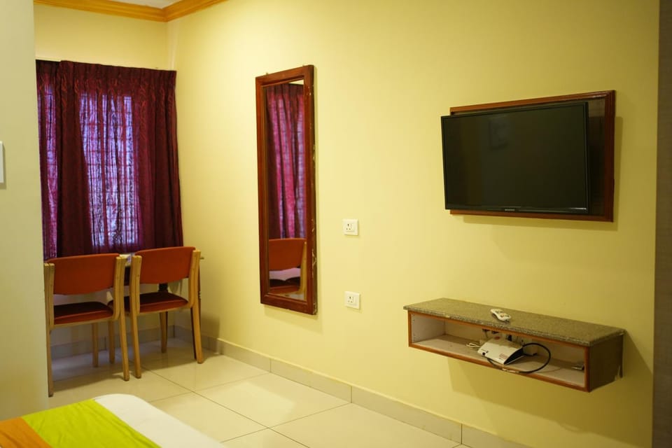 Bed, TV and multimedia