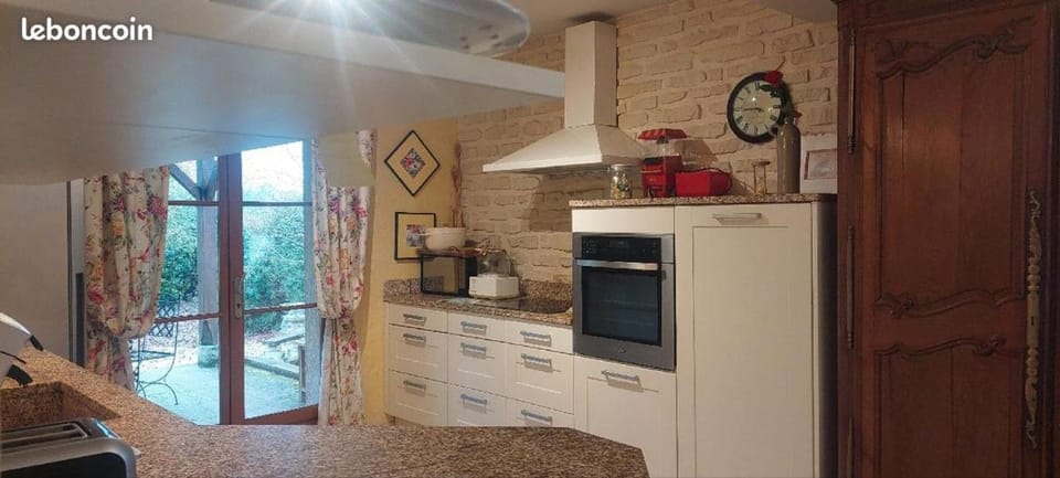 Maison de campagne près d'un plan d'eau et des belles forêts ! House in Grand Est