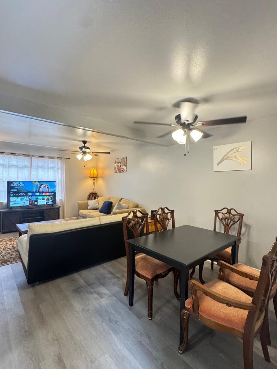 TV and multimedia, Living room, Seating area