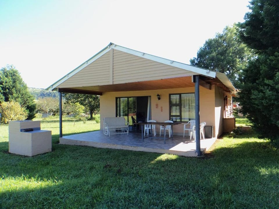 Property building, Patio, Garden, View (from property/room), Swimming pool, Parking
