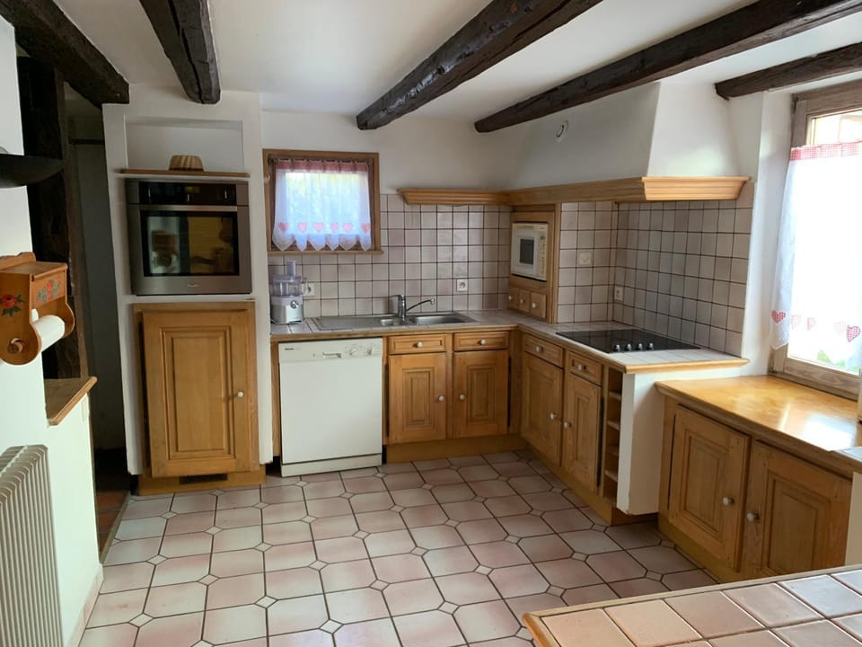 dishwasher, oven, kitchen