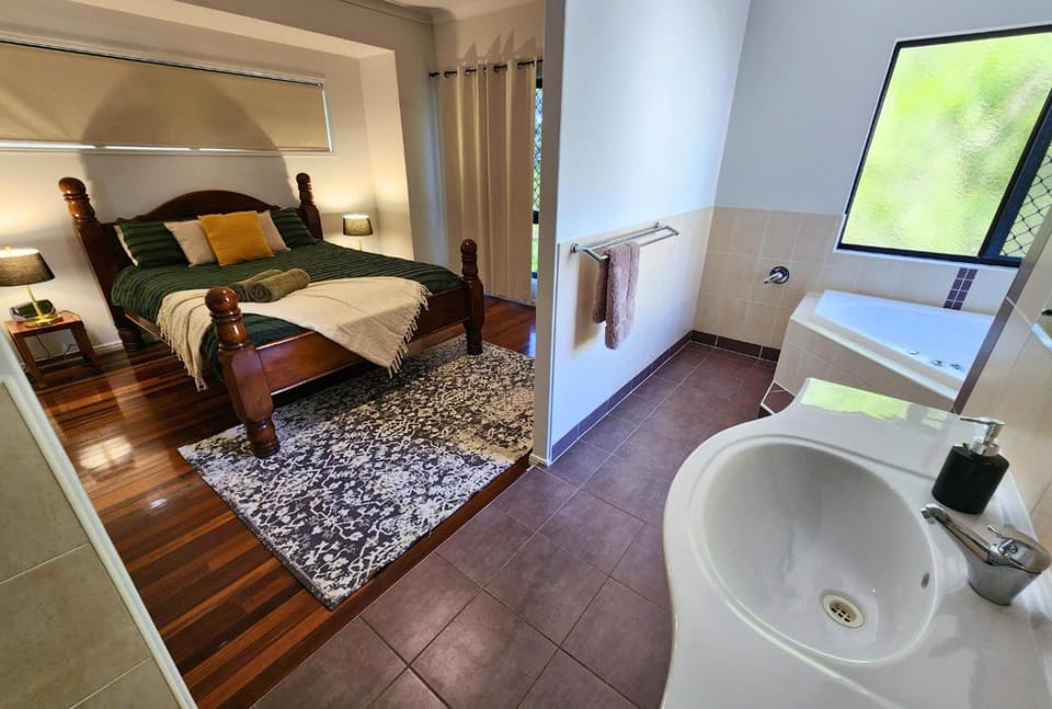 Bathroom, Bedroom