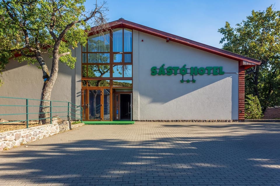 Sástó Hotel Hotel in Hungary