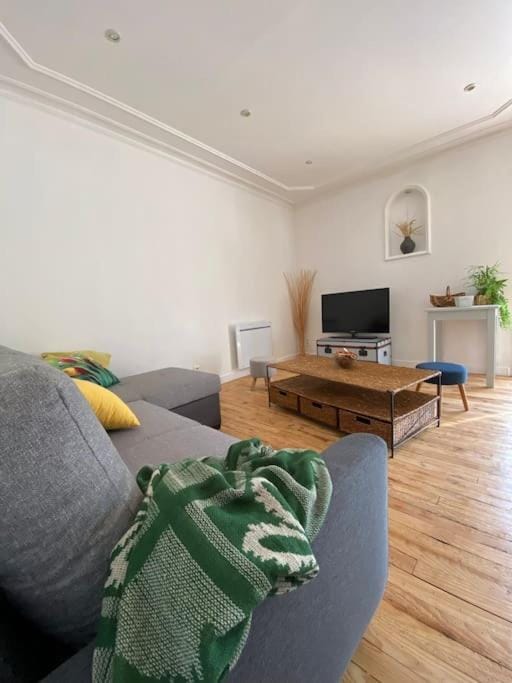 TV and multimedia, Living room
