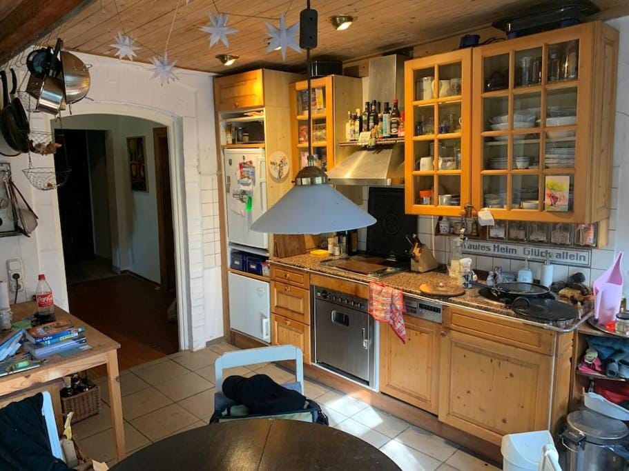 Kitchen or kitchenette, Dining area, dishwasher, oven, stove