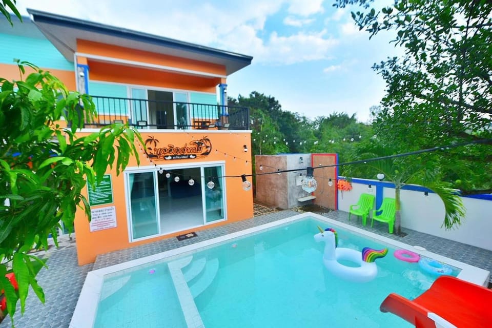 Kapo Poolvilla chonburi พูลวิลล่ากาโป้ บางเสร่ ชลบุรี Villa in Chon Buri Changwat