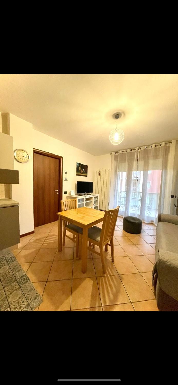 Communal lounge/ TV room, Seating area, Dining area
