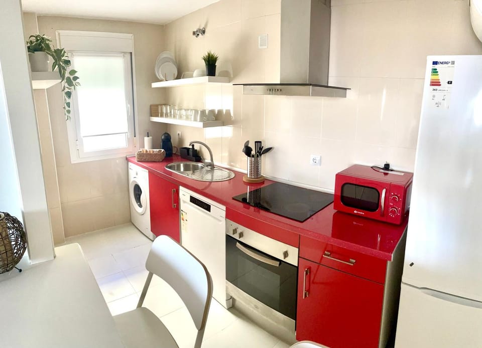 Coffee/tea facilities, Kitchen or kitchenette, dishwasher, minibar, pet friendly, stove, toaster