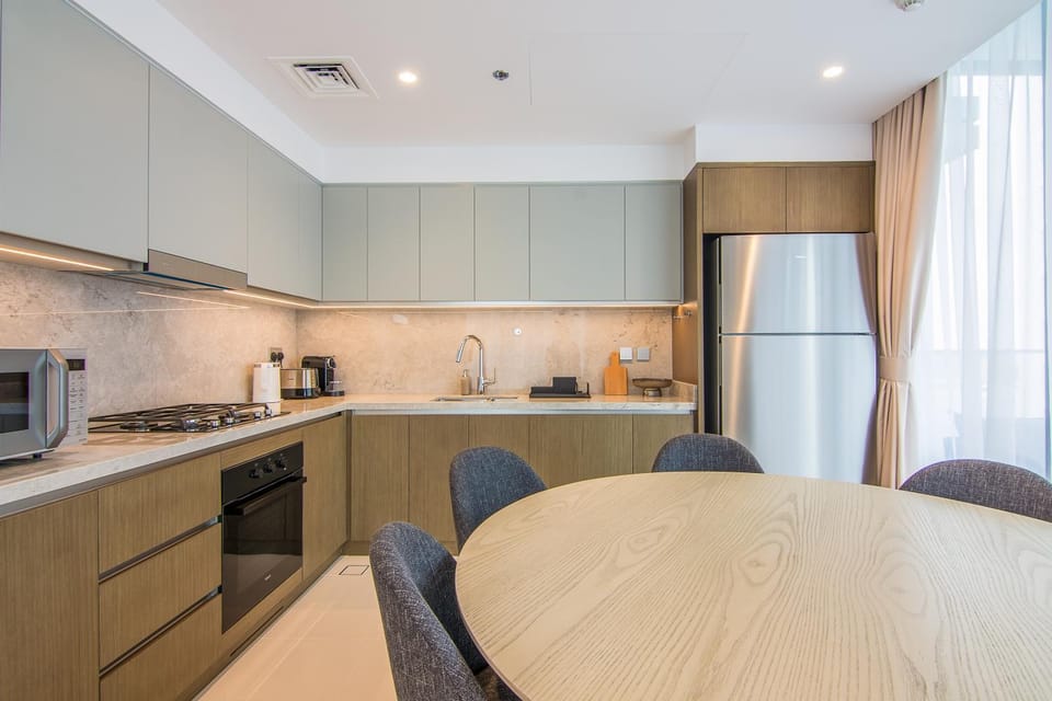 Kitchen or kitchenette, Dining area, minibar, pet friendly, stove