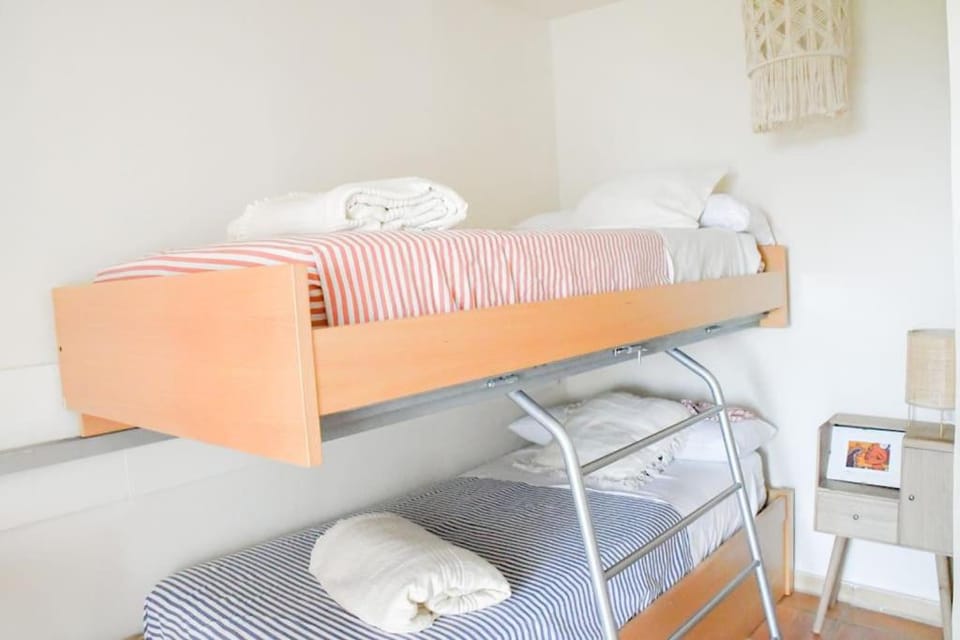 bunk bed