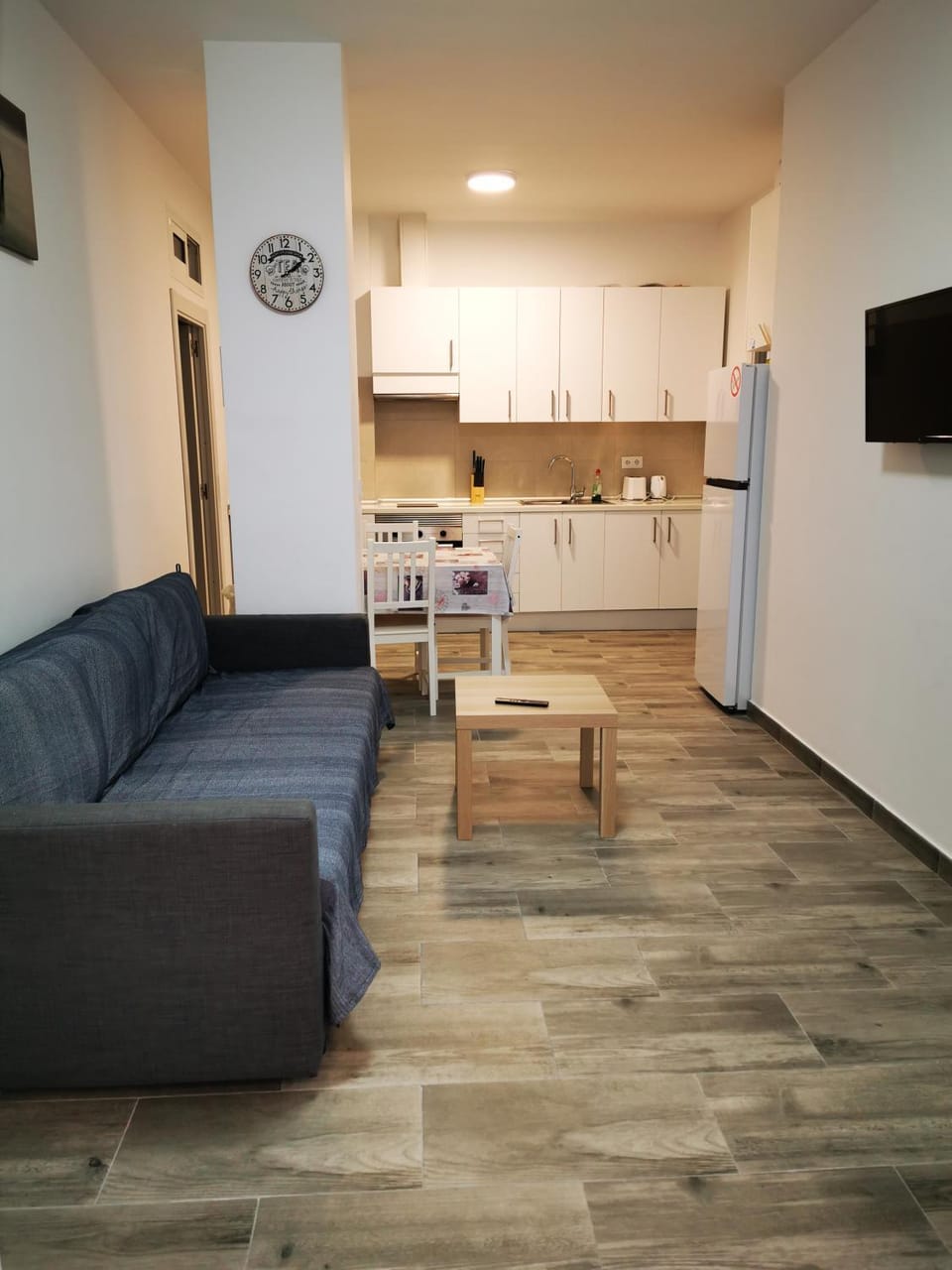 TV and multimedia, Kitchen or kitchenette, Living room, Dining area