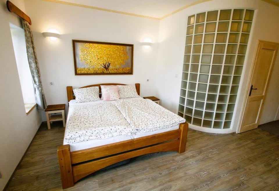 Zlatý apartmán v soukromí Malá Skála Český Ráj Apartment in Czechia