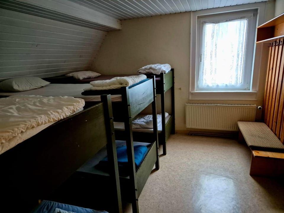 Photo of the whole room, Bedroom, bunk bed
