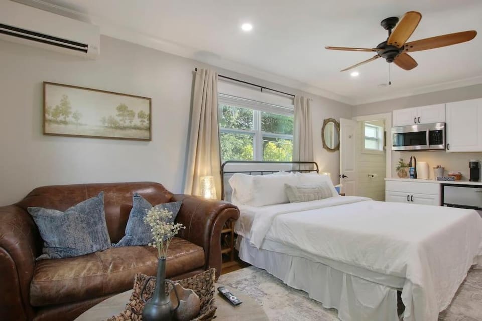 Cozy Studio Downtown WPB -Unit C Apartment in West Palm Beach