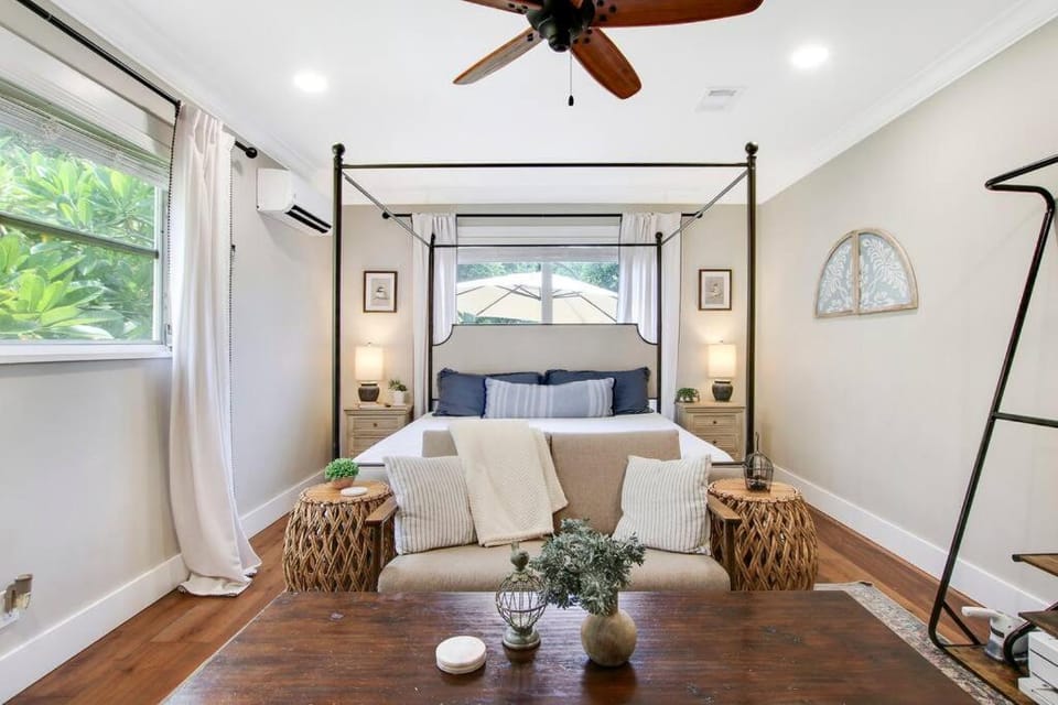 Downtown WPB studio D - w full kitchen Apartment in West Palm Beach
