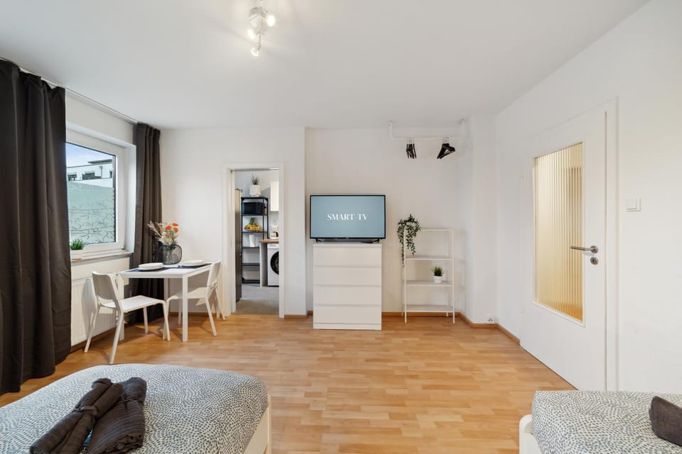 TV and multimedia, Kitchen or kitchenette, Seating area, Dining area