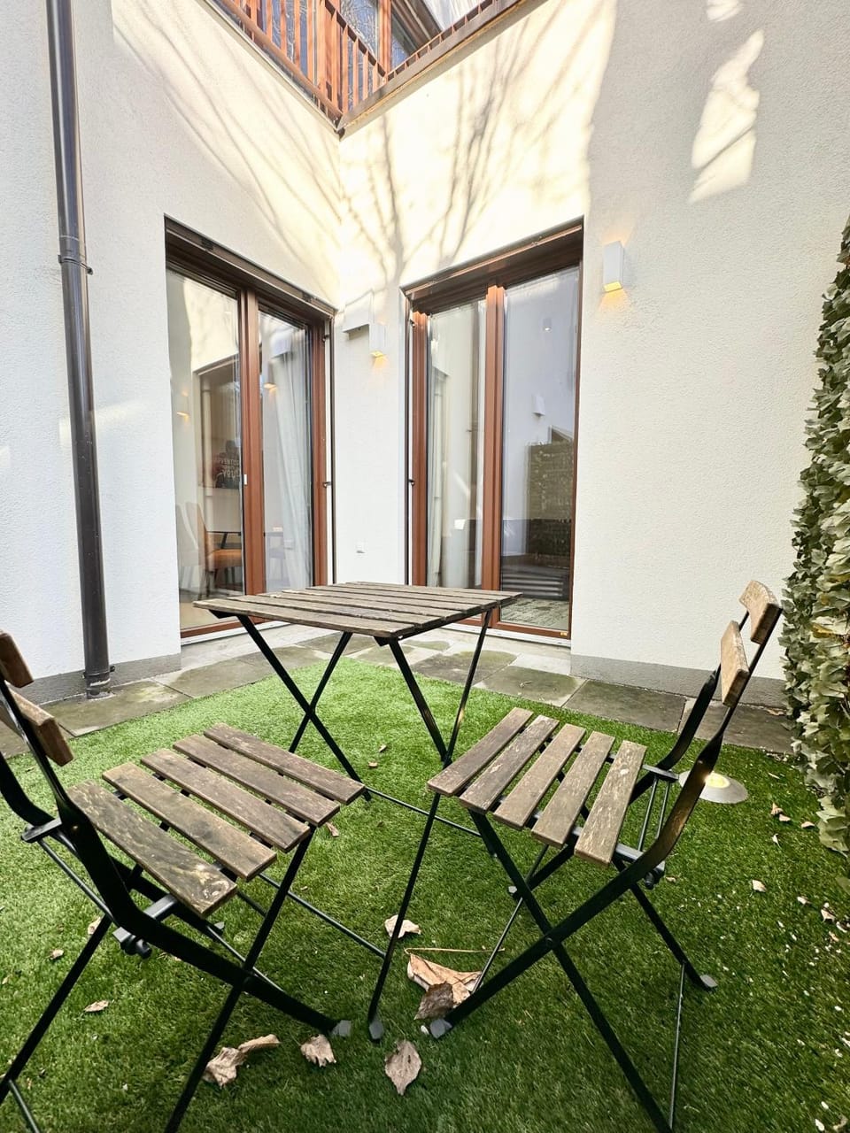 Patio, Day, Balcony/Terrace, Seating area