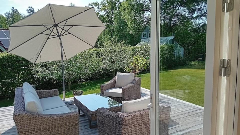 Property building, Patio, Garden, Garden view