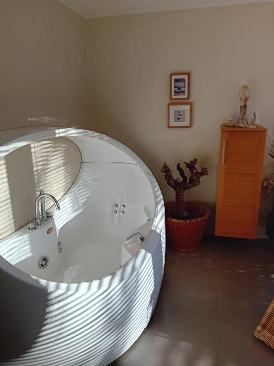 Bathroom, Bath