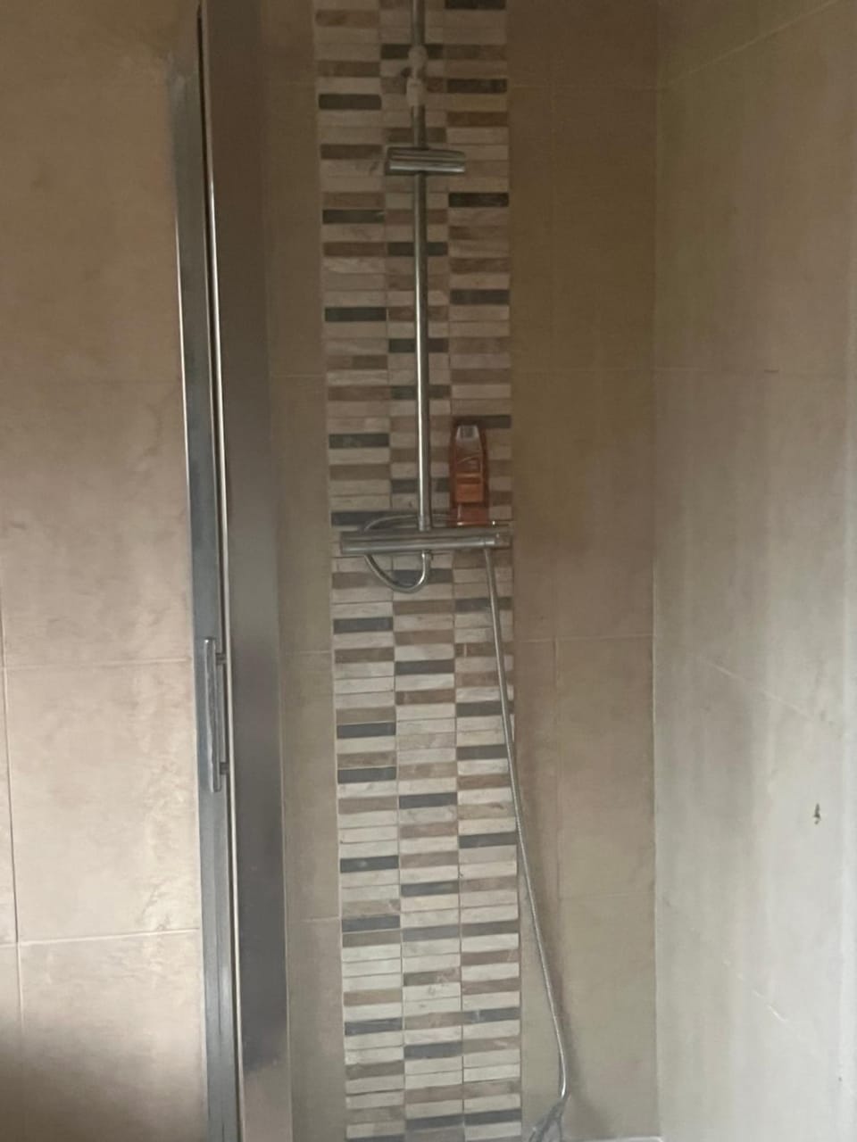 Bathroom, Internal: Not applicable to any particular room