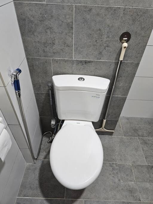 Charming 3BR Podium 7pax Walk to Aeon Apartment in Kuching
