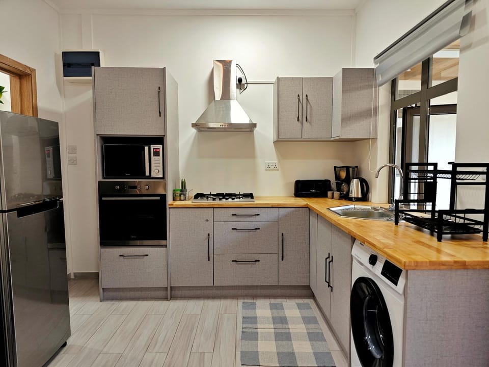 Kitchen or kitchenette, minibar, pet friendly, stove, toaster, washing machine