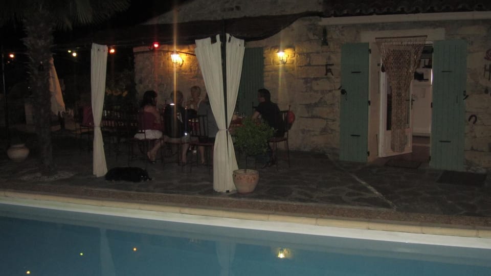 La Picholine chambre Provence Bed and Breakfast in Occitanie
