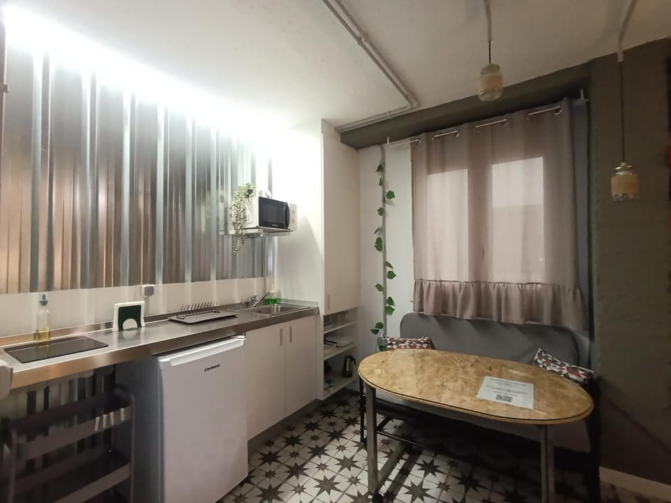 "El Rincón de Sevilla 4" A 9 min en metro del centro de Sevilla Apartment in Mairena del Aljarafe