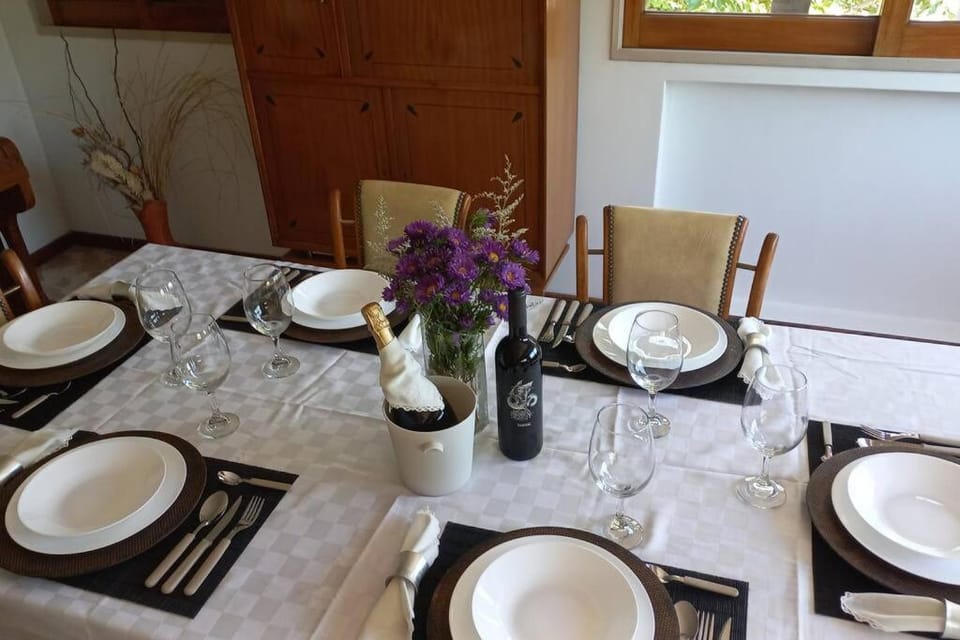 Food and drinks, Dining area