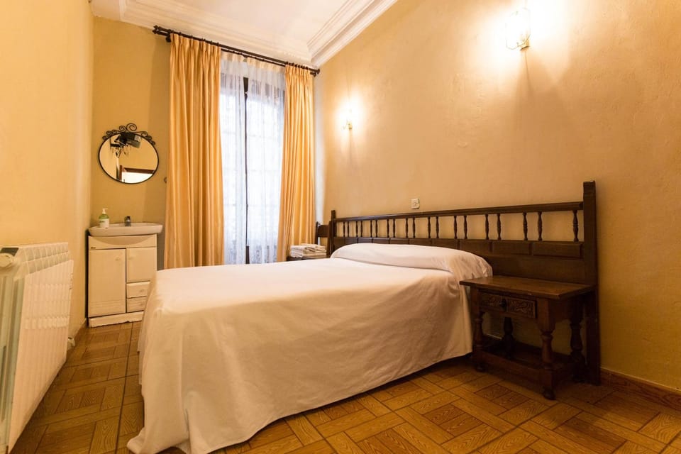 Day, Photo of the whole room