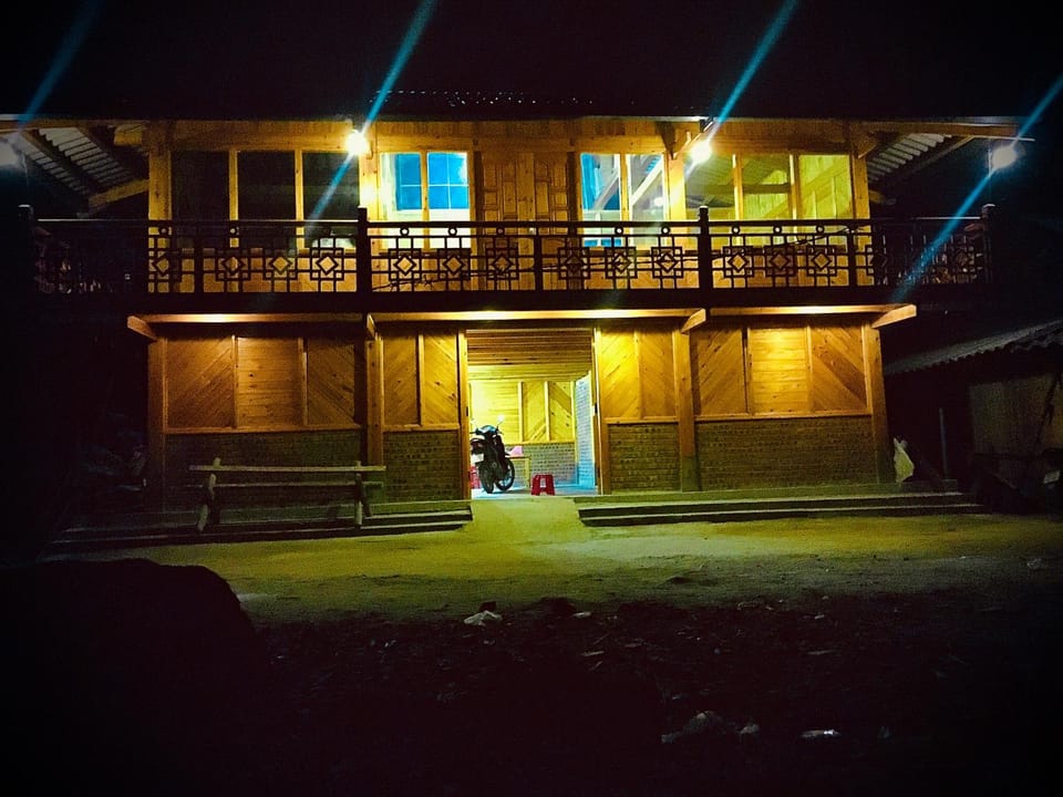 Property building, Night, Mountain view