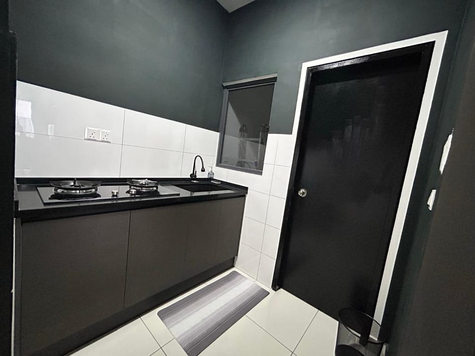 Cheras traders garden trader square 2 bedroom , WI-FI , TV box Apartment in Negeri Sembilan, Malaysia