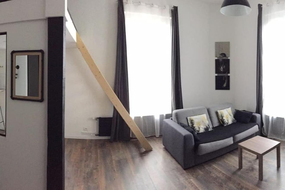 Appart au centre ville avec parking privé et wifi Apartment in Bourgogne-Franche-Comté