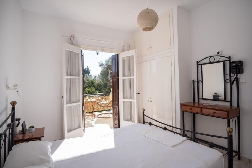 Bed, View (from property/room), Bedroom