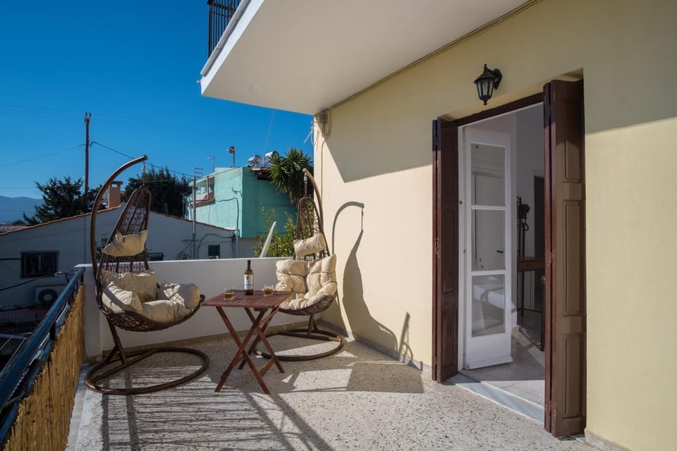 Property building, Balcony/Terrace