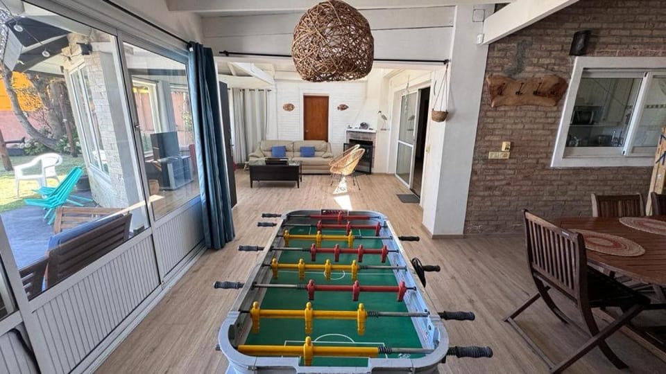 Game Room, Living room