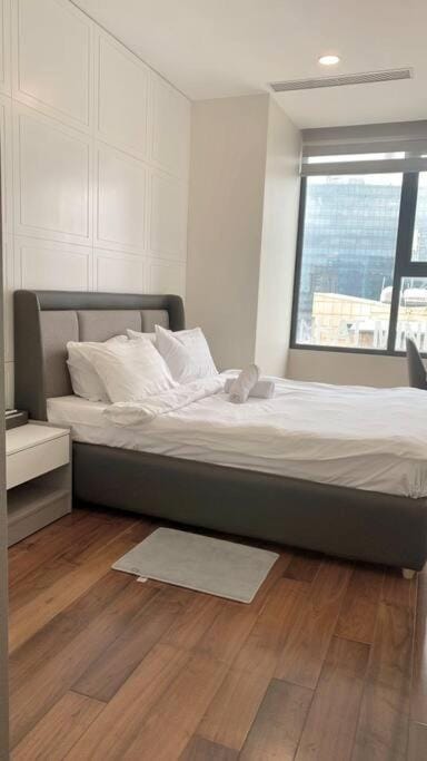 The Rixx Classic Apartment@D1/pool/gym/Netflix/fun Apartment in Ho Chi Minh City