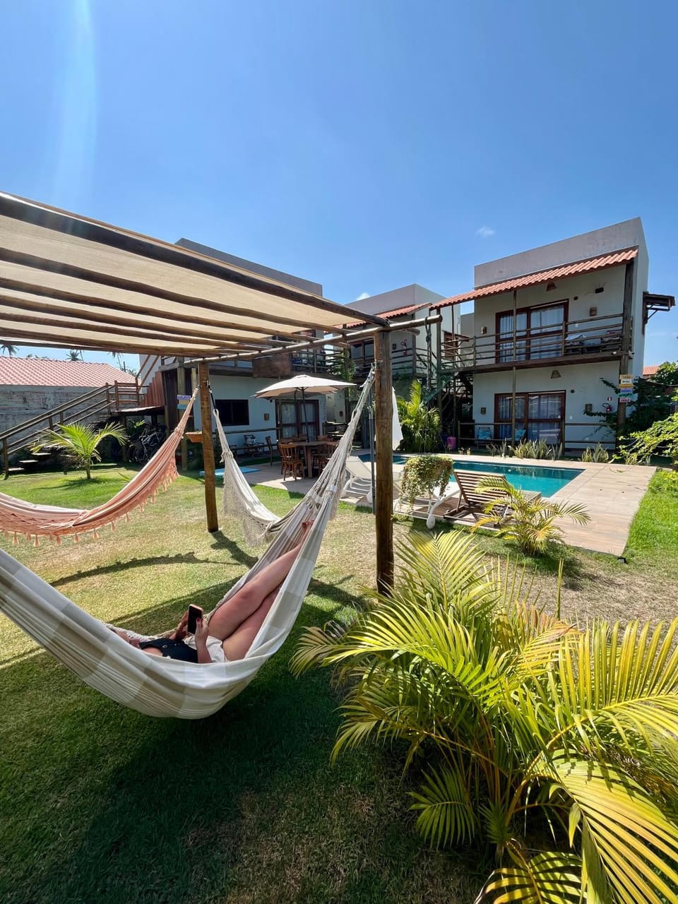 Day, People, Garden, Garden view, Pool view, Swimming pool, sunbed