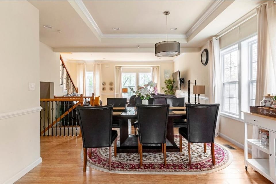 Luxurious and Cheerful Room in Washington DC Vacation rental in Washington