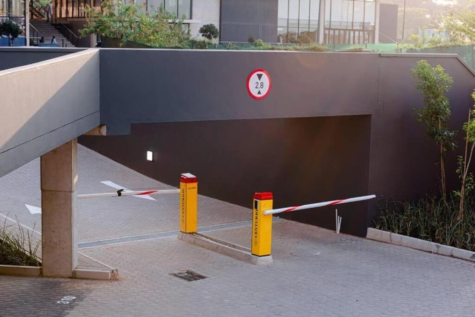 Day, Parking