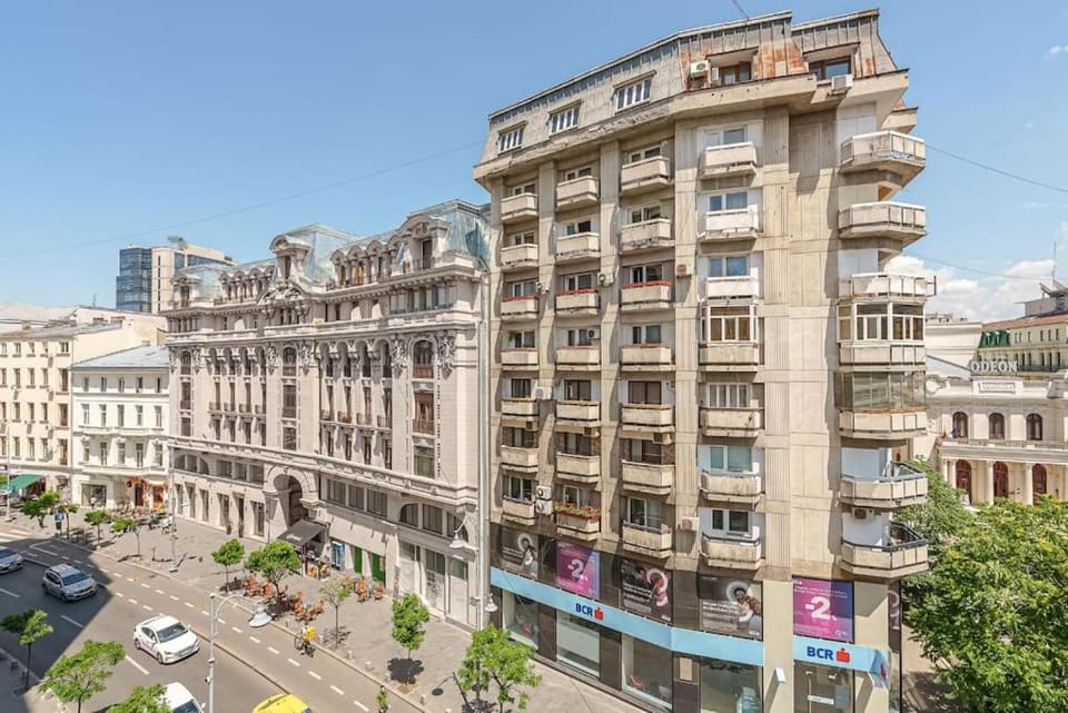 Oasis on Calea Victoriei Apartment in Bucharest