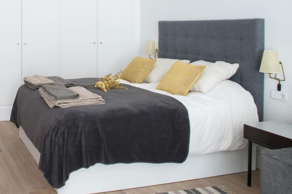 SUITE en Triana, tranquilo, independiente Apartment in Seville
