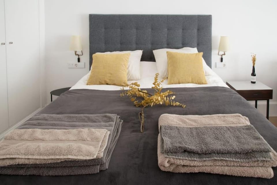 SUITE en Triana, tranquilo, independiente Apartment in Seville